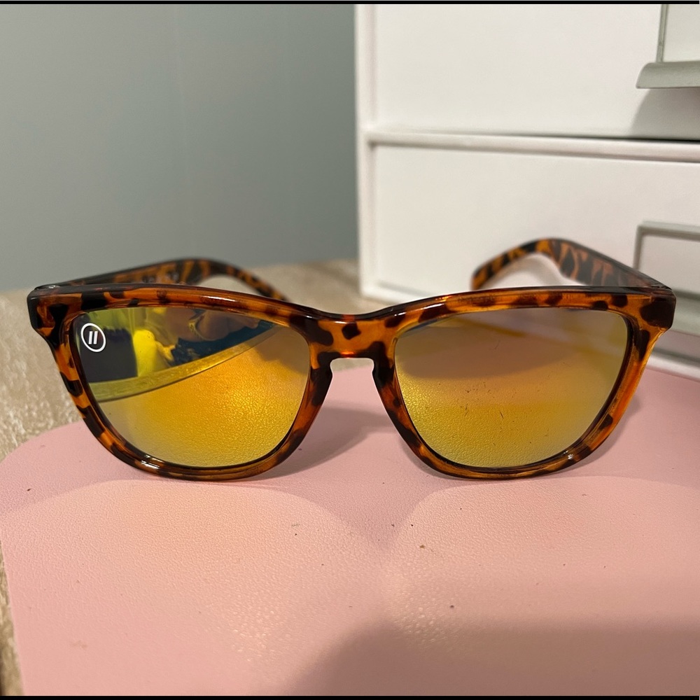 Blenders Unisex Canyon Sunglasses